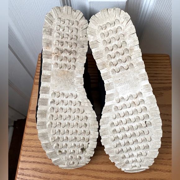 Tory Sport Black Chevron 2-Strap Sneakers SZ 7.5 - Picture 5 of 7